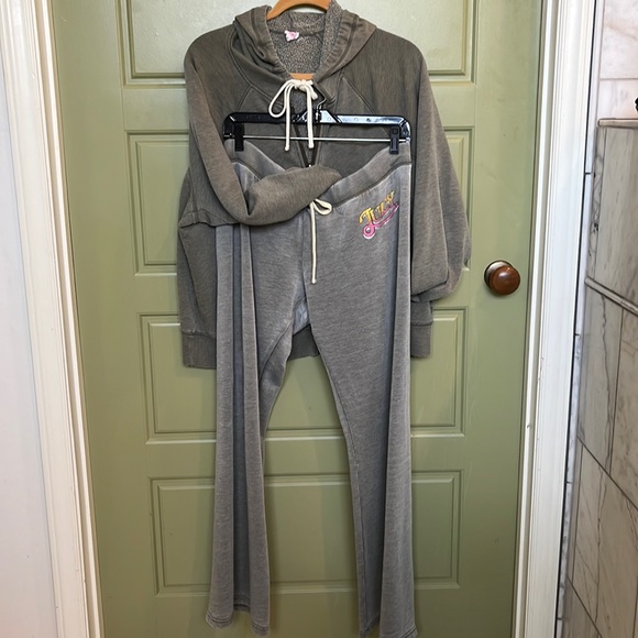 Juicy Couture Pants - Juicy Couture Xl hoodie &L pants. Green BOTH